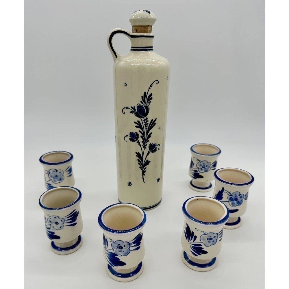 VINTAGE DELFT Blue Hand-painted DECANTER w/Cork with 6 Ceramic Raised Shot Cups
